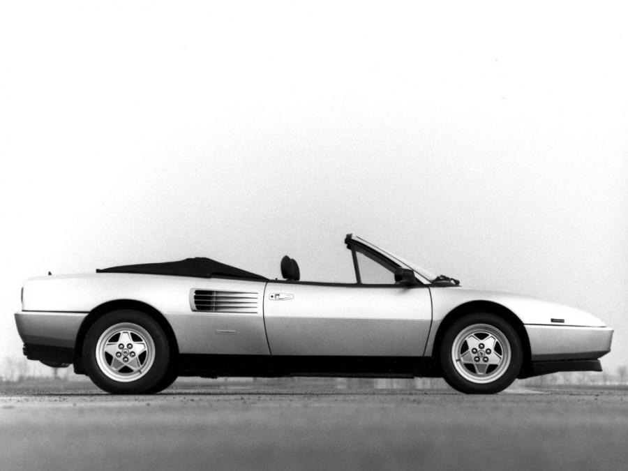  Ferrari Mondial T Cabriolet 1989 года  (фото 5 из 24)